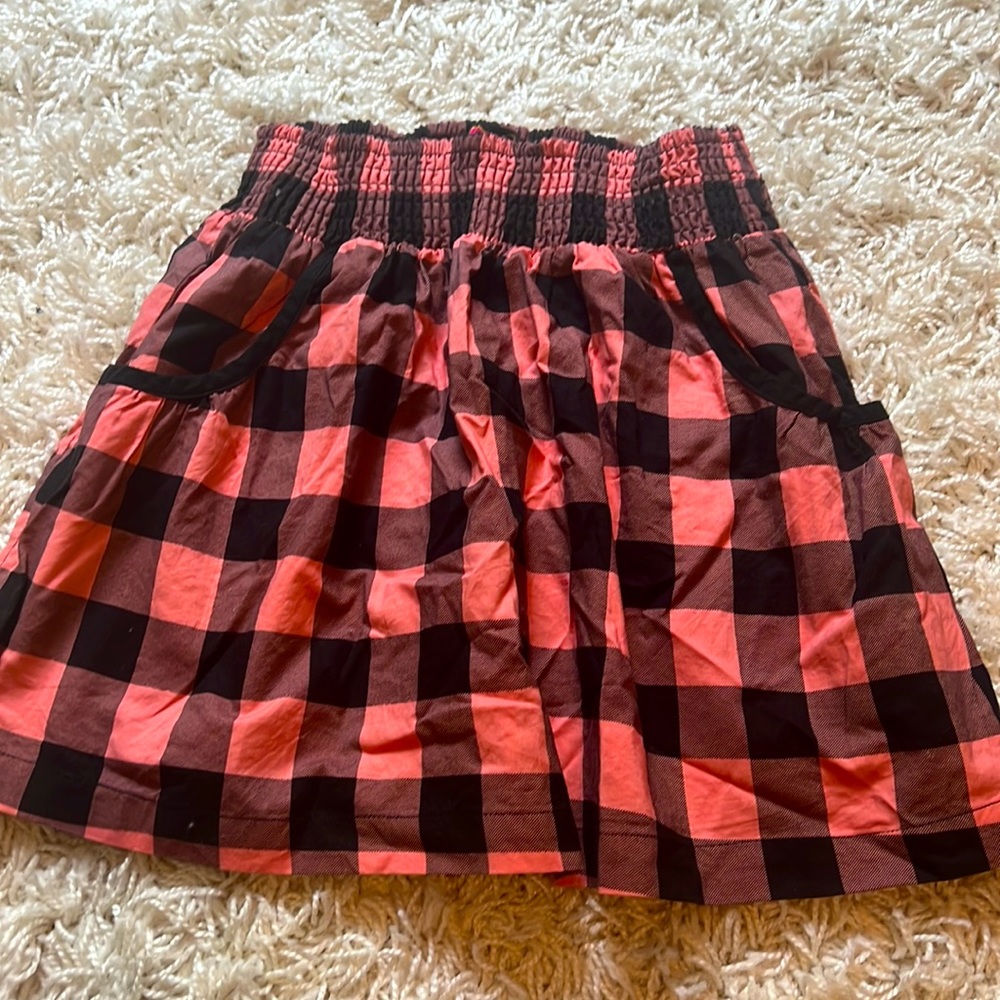 Pink/Black high waisted skirt